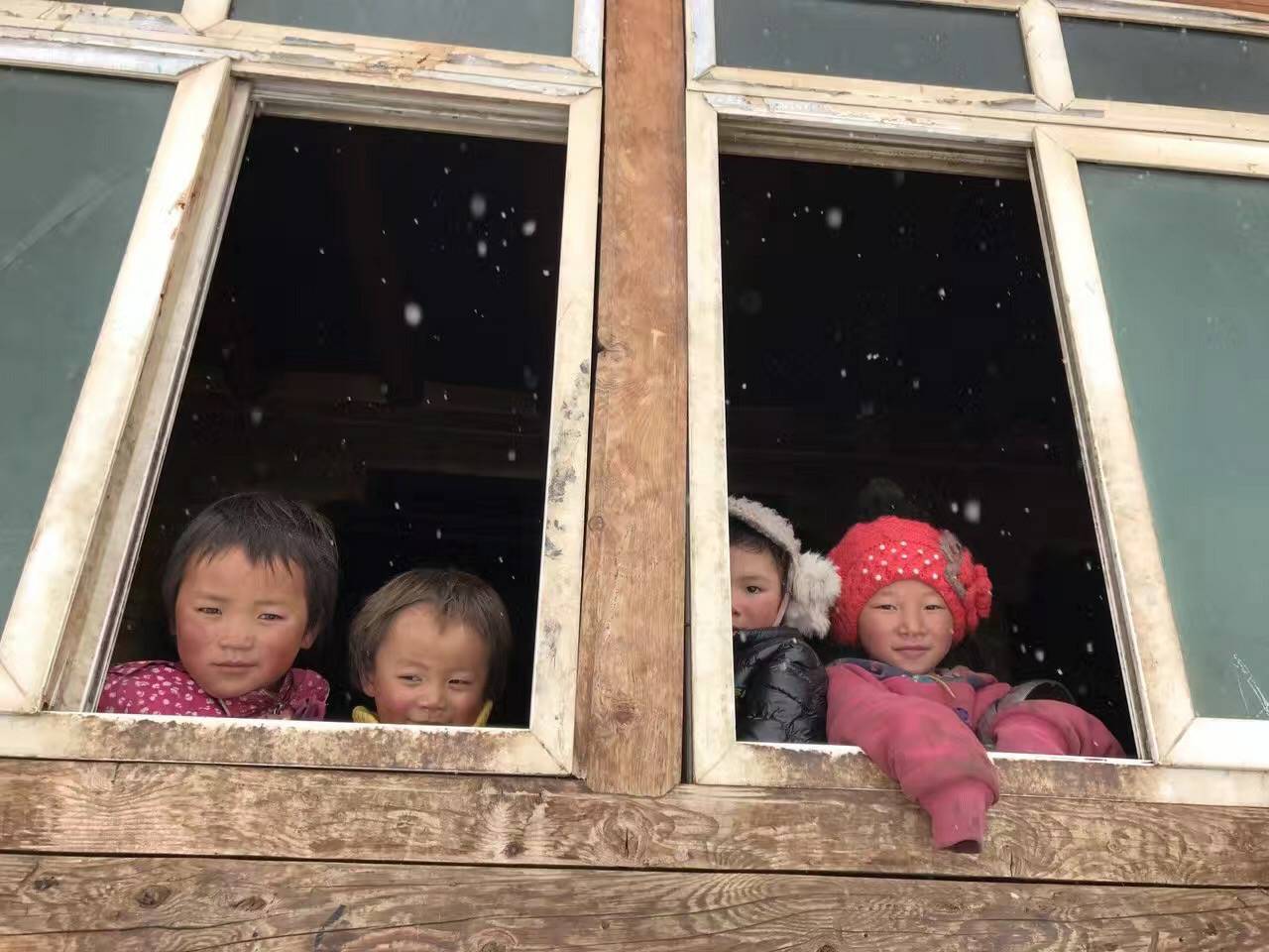 开云·官方版在线入口-开云(中国)公益回顾丨家国同欢月同圆 温暖满载甘孜州(图9)